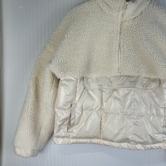 Fabletics Nelly White Sherpa Fleece Pullover Women’s Size Medium Half Zip Sporty - Picture 4 of 10